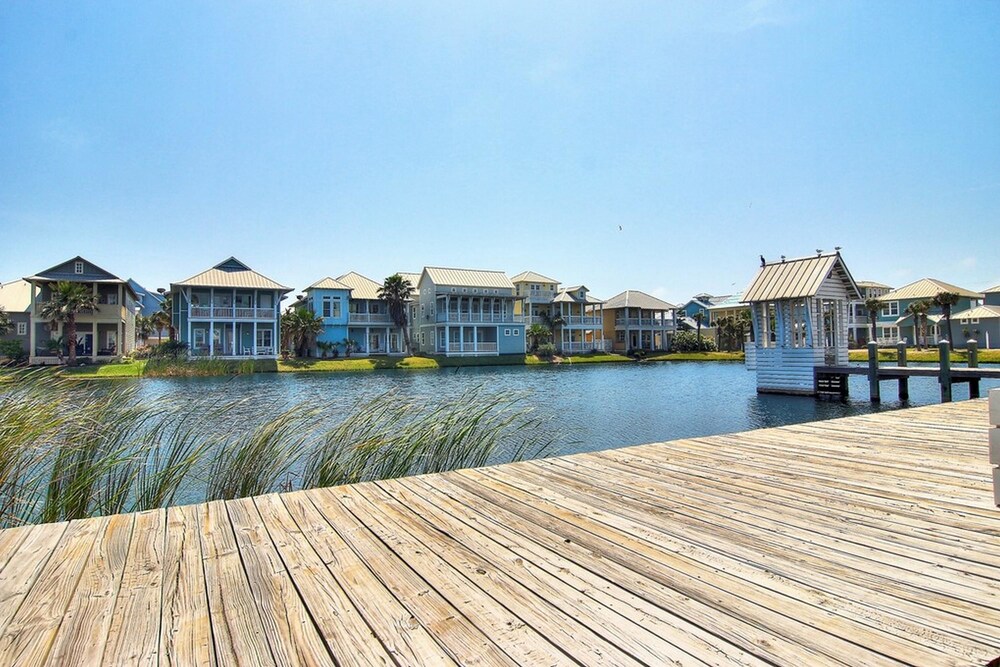 Dock