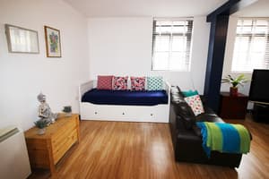 thumbnail: Living area