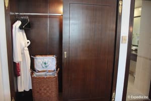 thumbnail: Room amenity