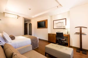 thumbnail: Room