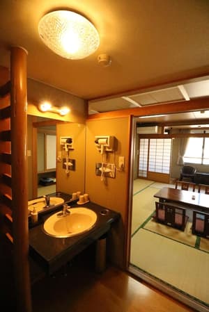 thumbnail: Bathroom