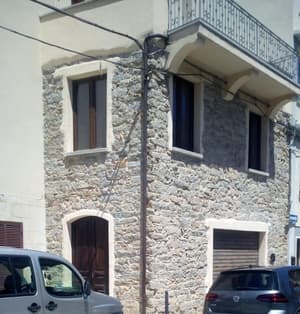 thumbnail: Exterior