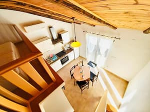 thumbnail: Interior