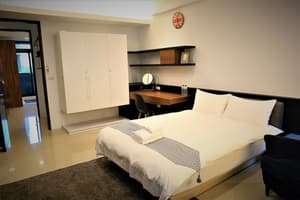 thumbnail: Room