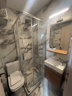 thumbnail: Bathroom