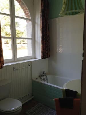 thumbnail: Bathroom