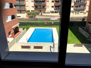 thumbnail: Outdoor pool