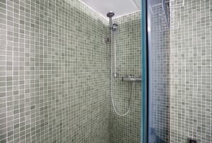 thumbnail: Bathroom shower