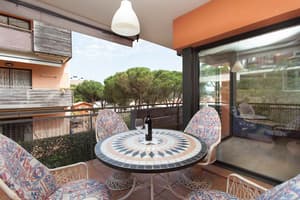 thumbnail: Terrace/patio