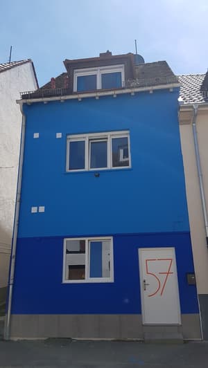 thumbnail: Front of property
