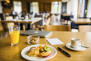 thumbnail: Restaurant