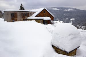 thumbnail: Exterior