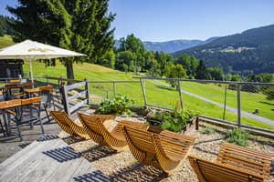 thumbnail: Sundeck
