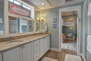 thumbnail: Interior