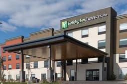 Holiday Inn Express & Suites North Battleford by IHG