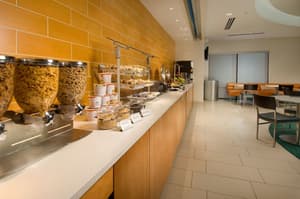 thumbnail: Breakfast area