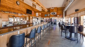 thumbnail: Bar (on property)