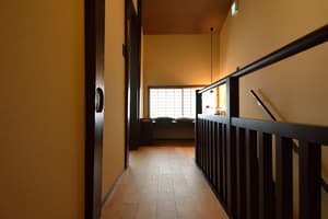 thumbnail: Hallway