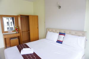 thumbnail: Room