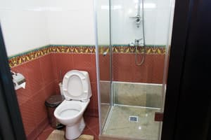 thumbnail: Bathroom amenities