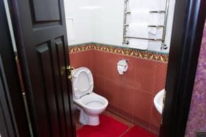 thumbnail: Bathroom amenities