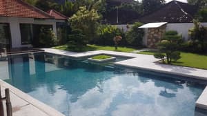 thumbnail: Outdoor pool