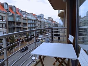 thumbnail: Balcony