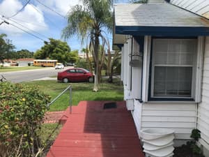 thumbnail: Exterior detail
