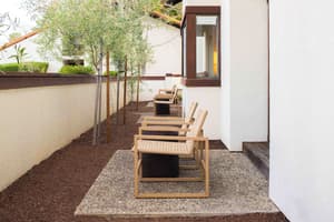 thumbnail: Outdoor dining