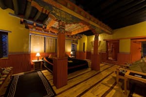 thumbnail: Restaurant