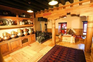 thumbnail: Interior