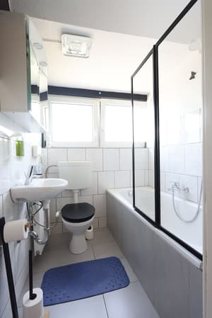thumbnail: Bathroom