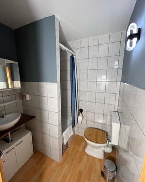 thumbnail: Bathroom
