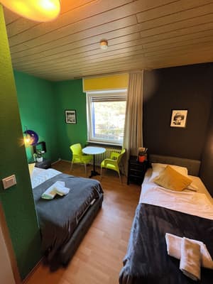 thumbnail: Room
