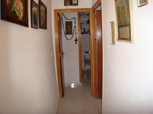 thumbnail: Interior entrance