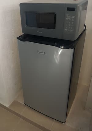 thumbnail: Microwave