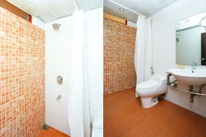 thumbnail: Bathroom