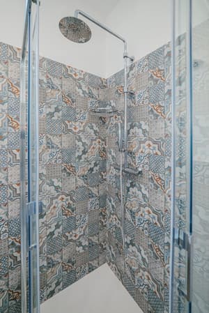 thumbnail: Bathroom shower