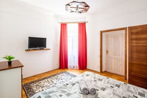 thumbnail: Interior