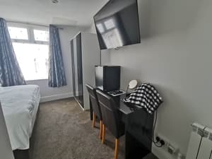 thumbnail: Room