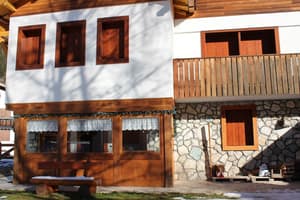thumbnail: Exterior
