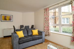 thumbnail: Living area
