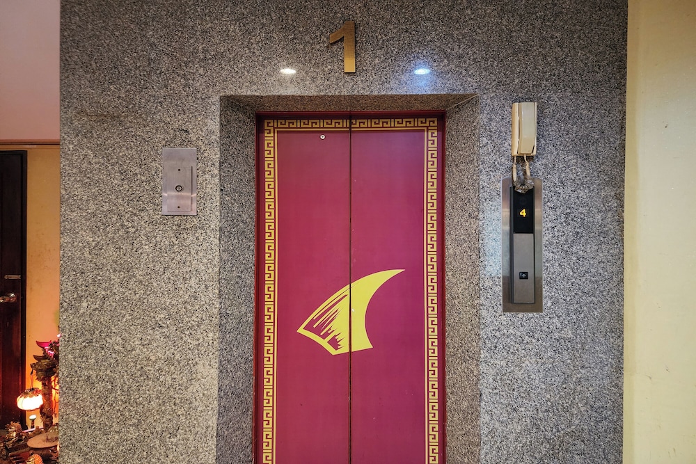 Elevator
