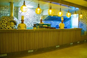 thumbnail: Restaurant