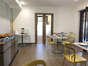 thumbnail: Interior