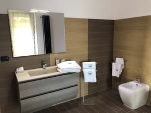 thumbnail: Bathroom