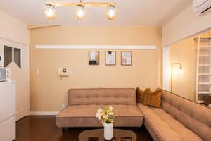 thumbnail: Interior