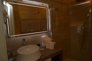 thumbnail: Room amenity