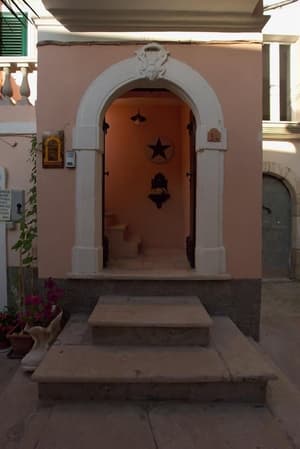 thumbnail: Property entrance