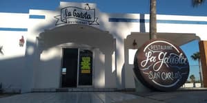 thumbnail: Restaurant